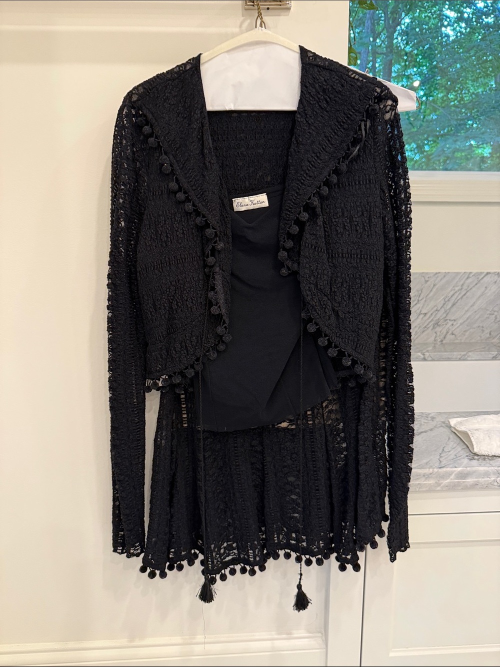 Black Lace 3 piece camisole, bolero Long-Sleeve top and slim skirt